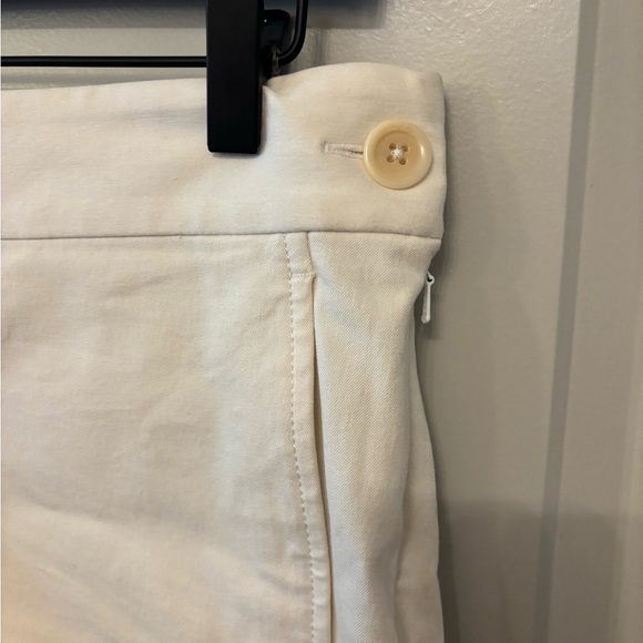 Lilly Pulitzer white trouser pull on shorts with zipper size 4 - Picture 7 of 13